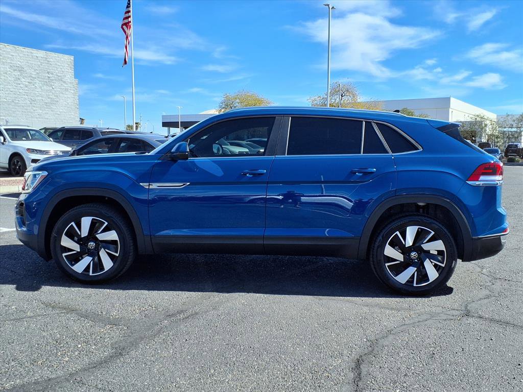 New 2026 Volkswagen Atlas Cross Sport SE image 2