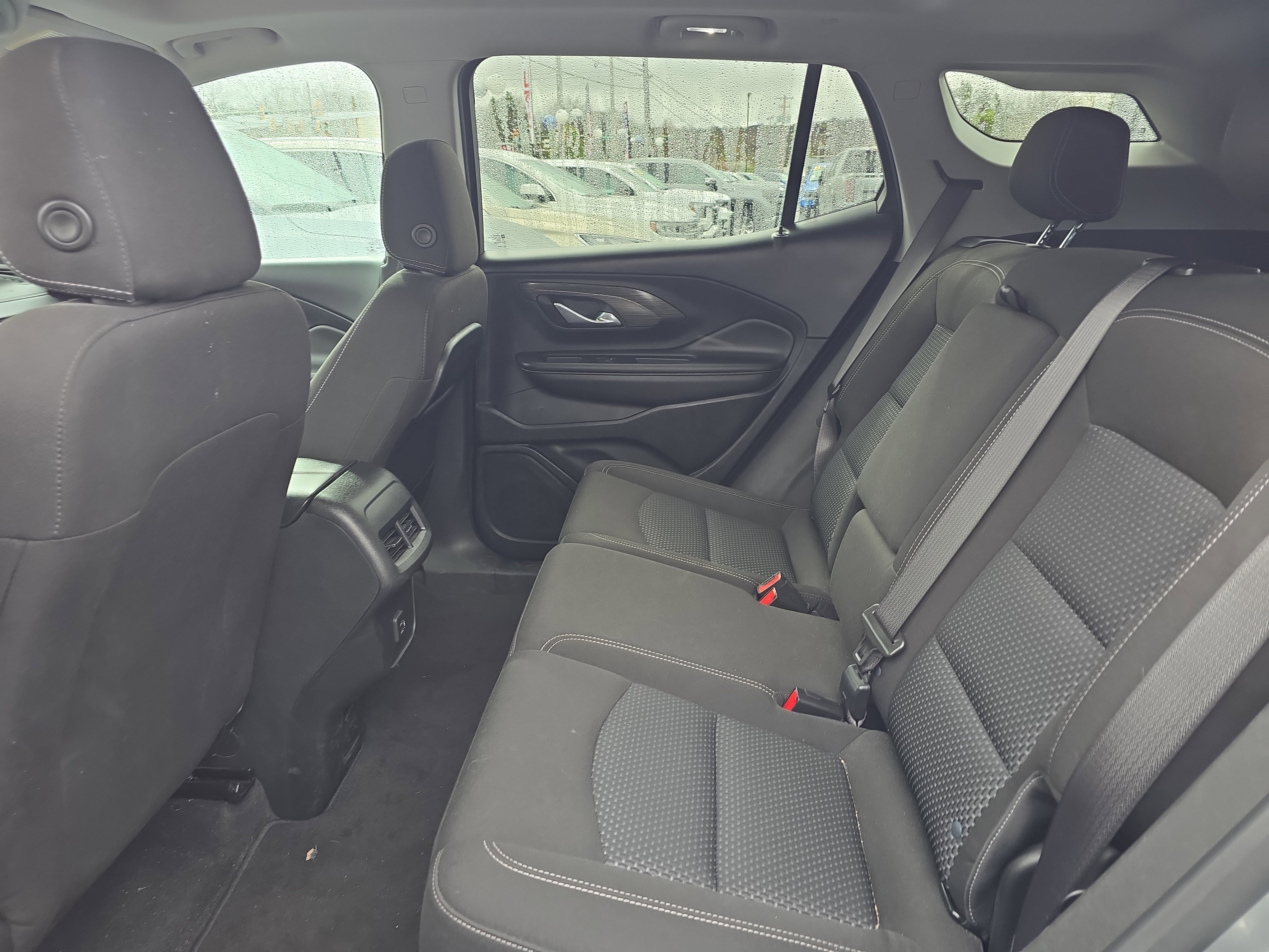 Used 2023 GMC Terrain SLE w/ Driver Convenience Package AWD/4WD image 11