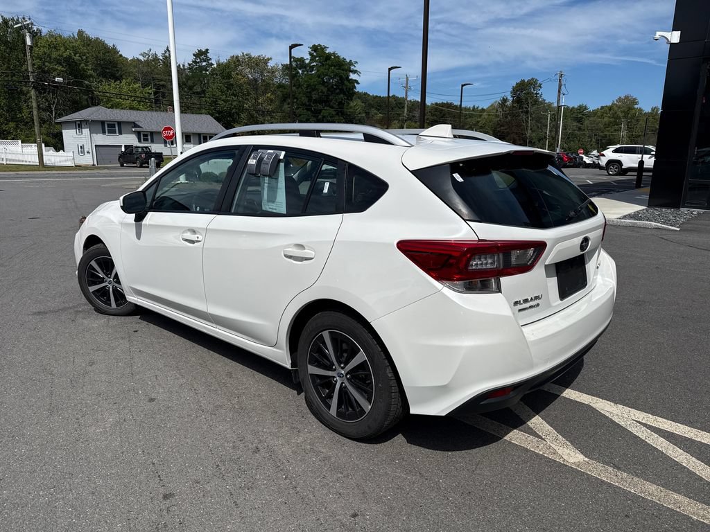 Used 2022 Subaru Impreza 2.0i Premium AWD/4WD video 3