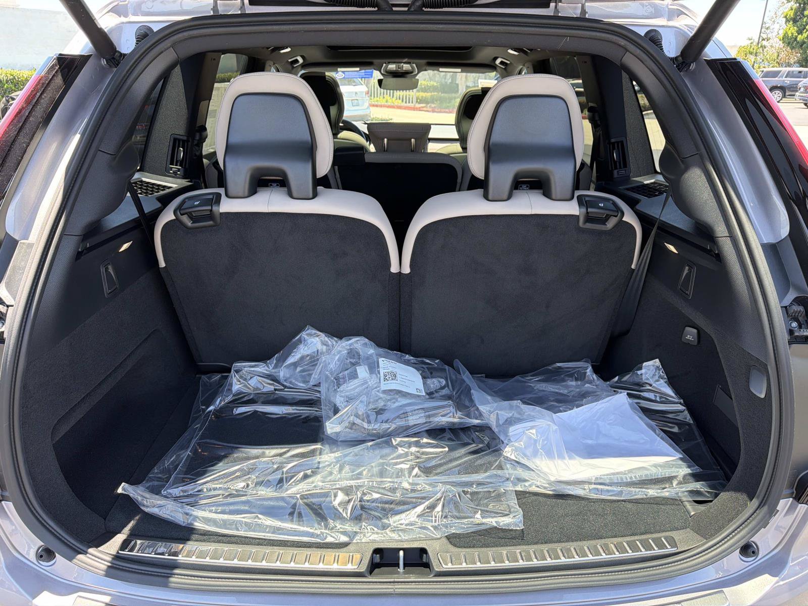 New 2026 Volvo XC90 T8 Plus AWD/4WD image 19