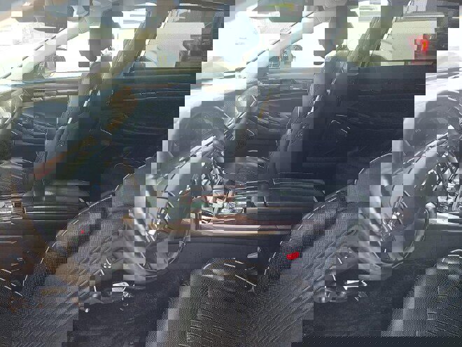 Used 2018 Genesis G90 3.3T Premium image 11