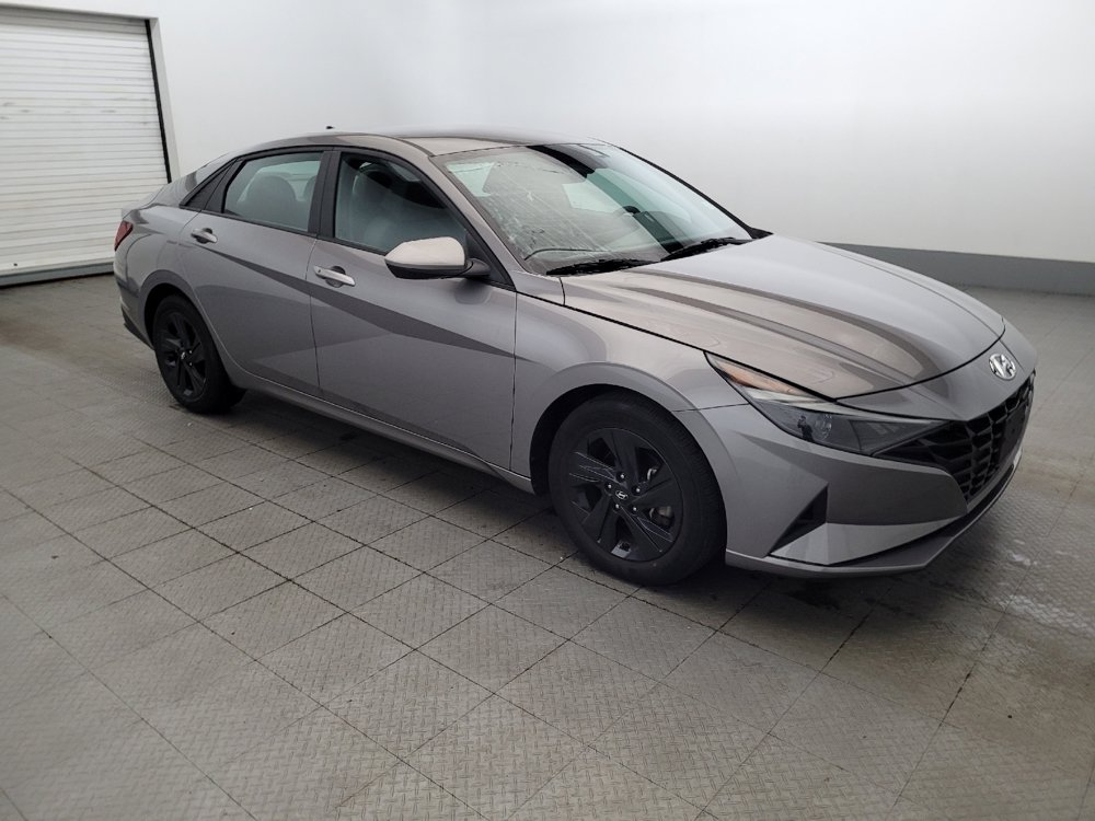 Used 2023 Hyundai Elantra SEL w/ Cargo Package FWD image 13