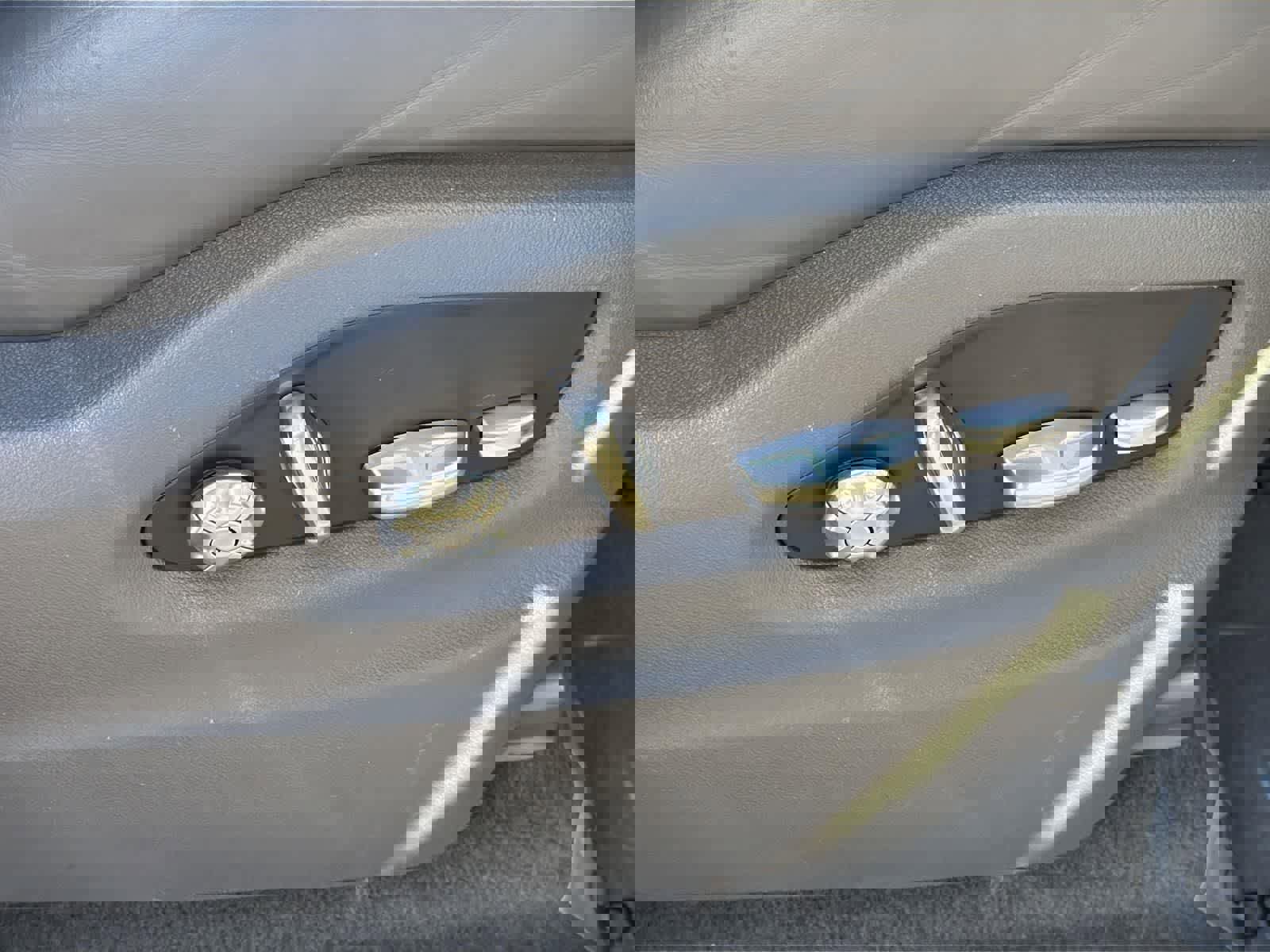 Used 2021 Porsche Cayenne Coupe image 33