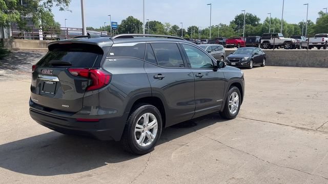 Used 2020 GMC Terrain SLE w/ Driver Convenience Package AWD/4WD image 8