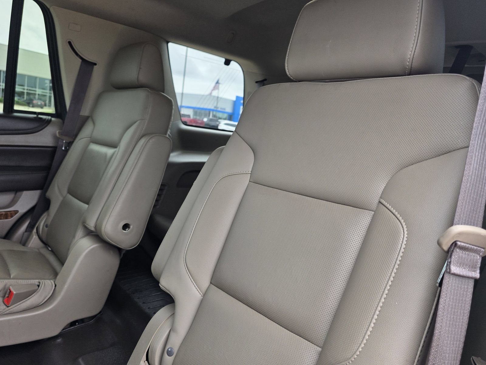 Used 2017 Chevrolet Tahoe Premier RWD image 28
