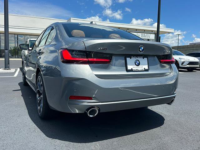 New 2026 BMW 330i xDrive Sedan w/ Premium Package AWD/4WD image 3