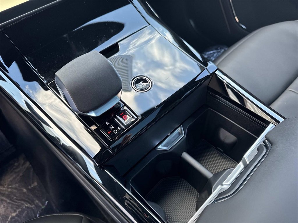 New 2026 Land Rover Range Rover Sport SE image 24