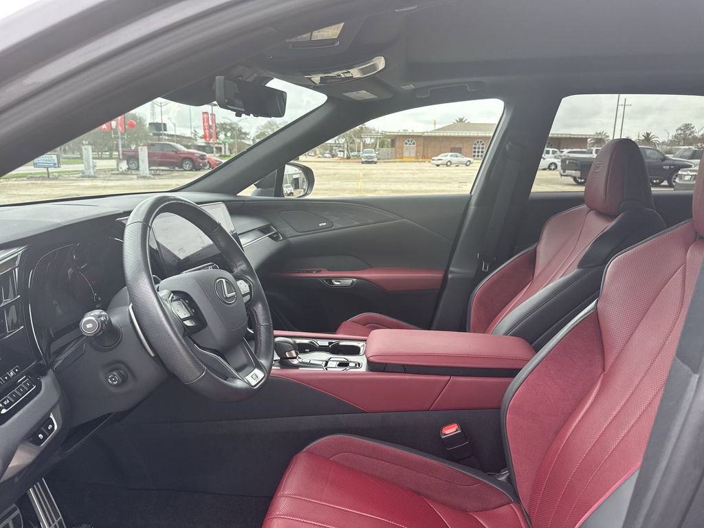 Used 2023 Lexus RX 500h F Sport w/ Cold Area Package image 13
