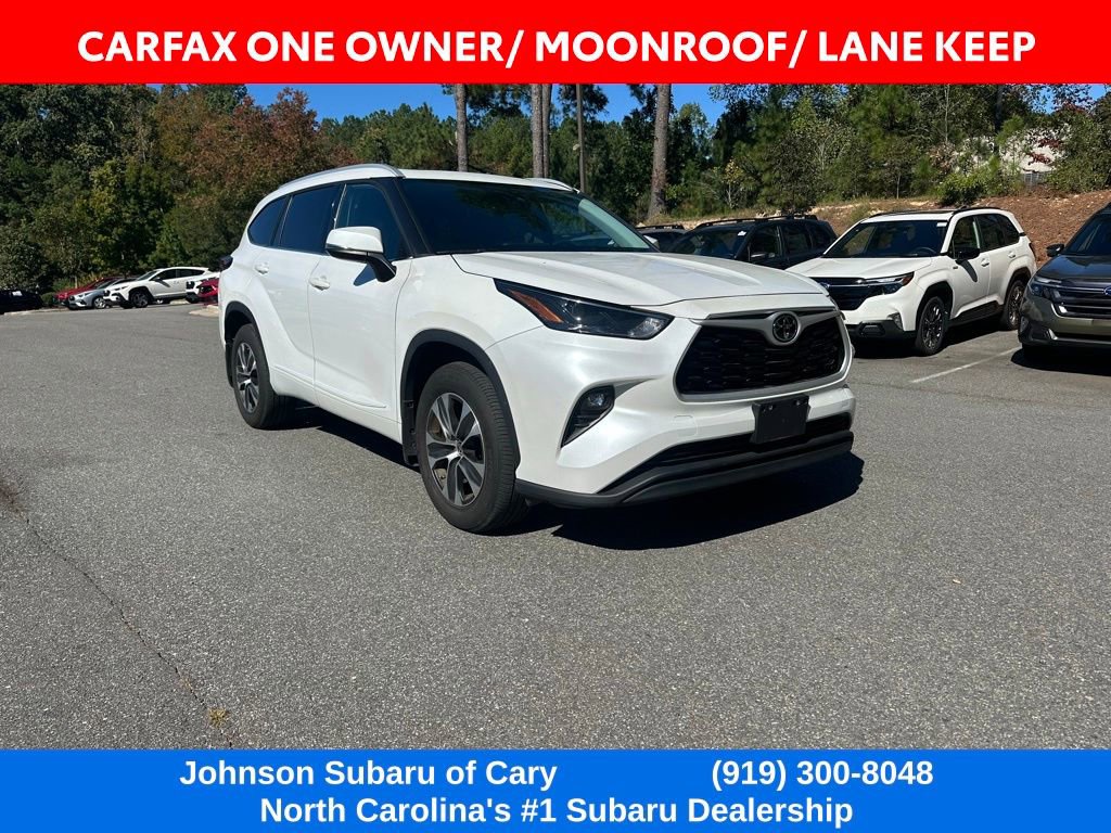 Used 2022 Toyota Highlander XLE