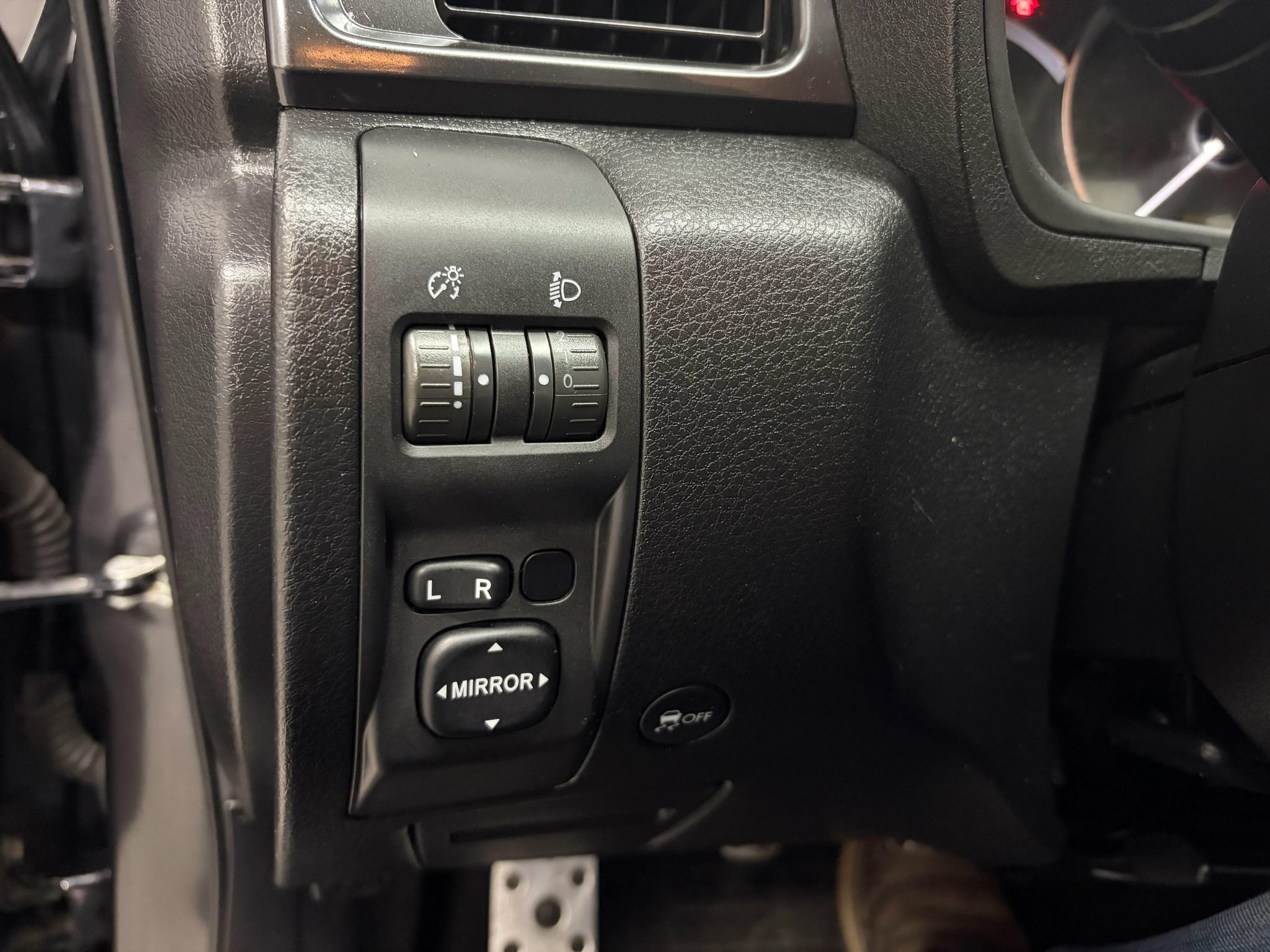 Used 2014 Subaru Impreza WRX Limited AWD/4WD image 16