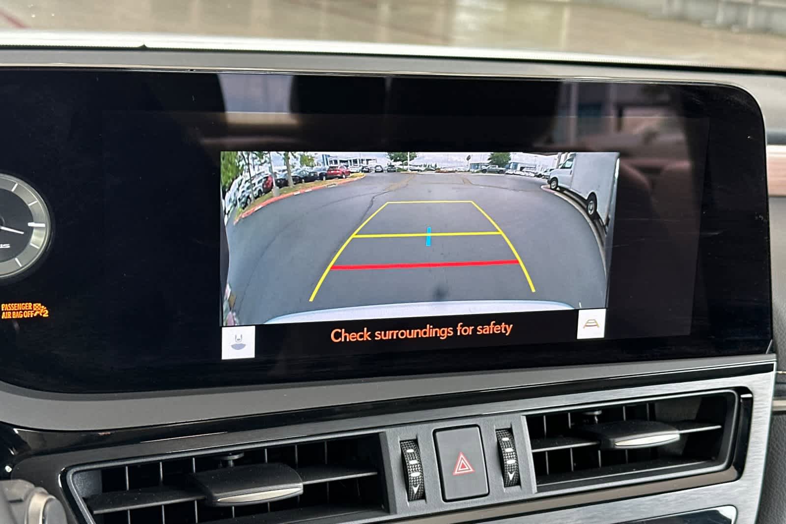 Used 2025 Lexus ES 300h w/ Premium Package FWD image 20