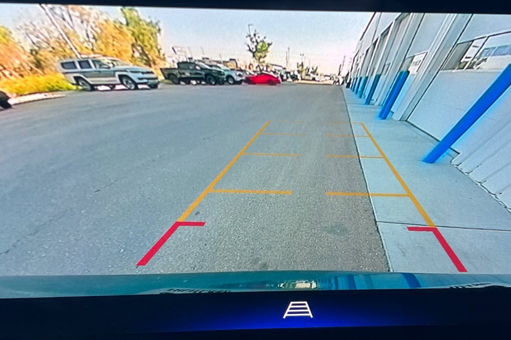 New 2026 Chevrolet Trax LT w/ Driver Confidence Package image 16