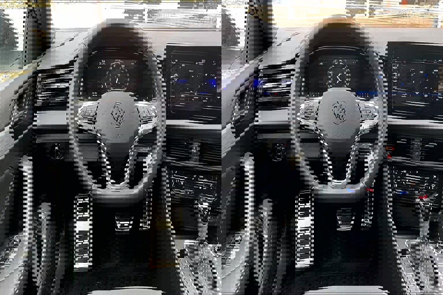 Used 2025 Volkswagen Jetta Sport image 6