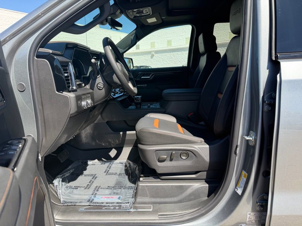 New 2026 GMC Sierra 1500 AT4 w/ AT4 Premium Package AWD/4WD image 10