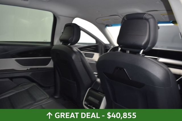 Used 2024 Lincoln Nautilus Reserve AWD/4WD image 27