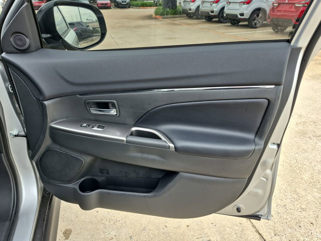 Used 2025 Mitsubishi Outlander Sport SE image 21