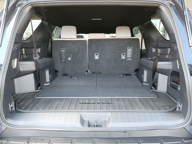 New 2026 Toyota 4Runner SR5 image 25