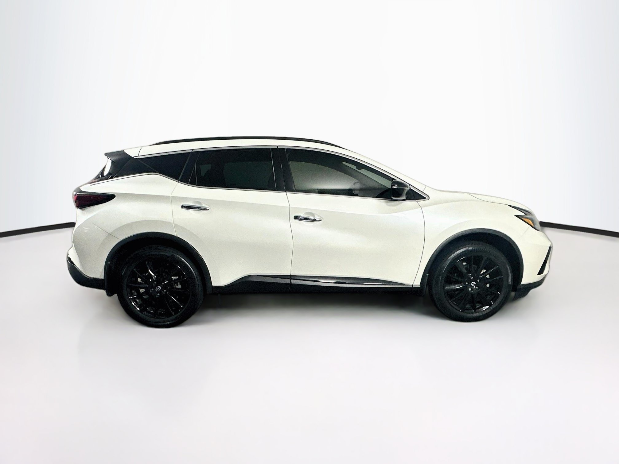 Used 2024 Nissan Murano SV w/ SV Midnight Edition Package FWD image 10