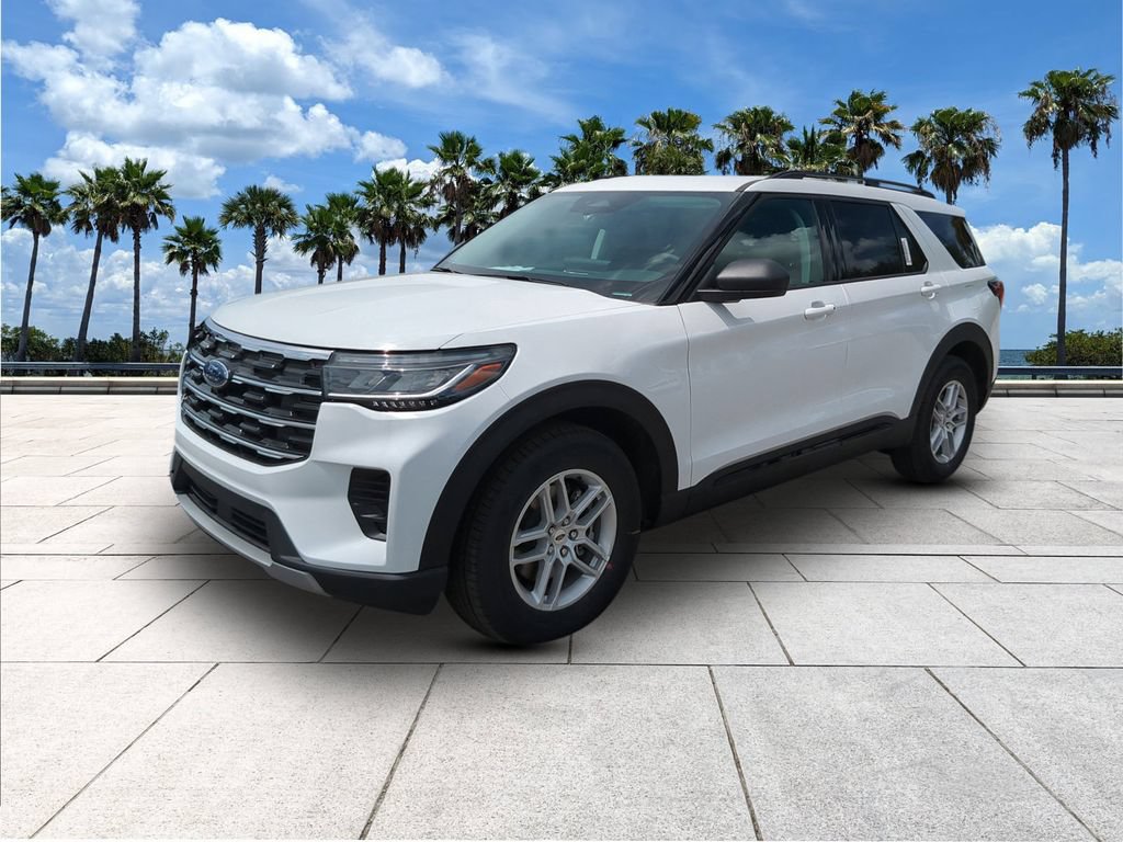 New 2026 Ford Explorer Active RWD image 3