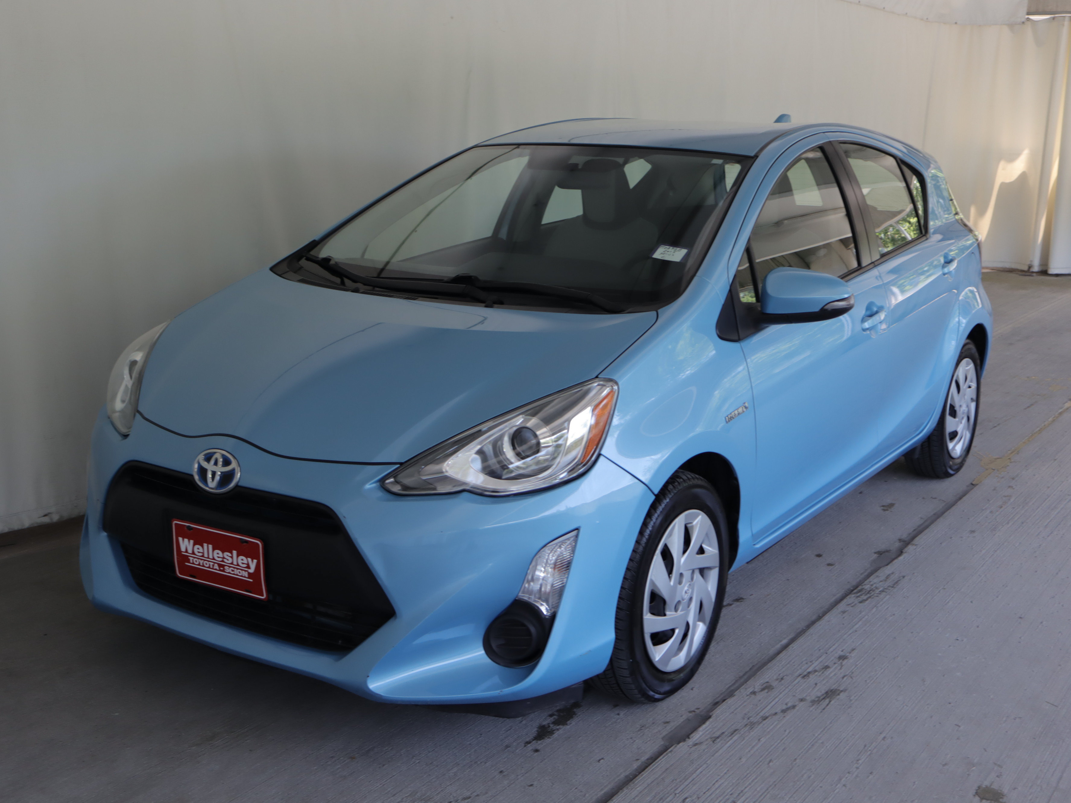 Used 2015 Toyota Prius C One FWD image 20