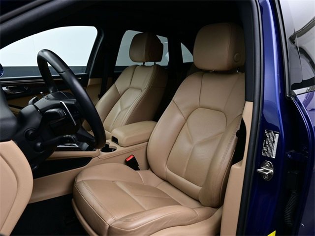 Certified 2023 Porsche Macan S image 5