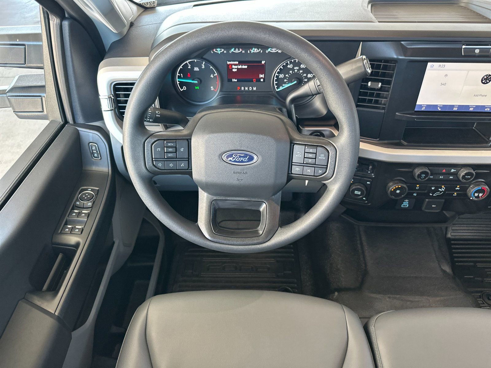 New 2026 Ford F550 4x4 Crew Cab image 15
