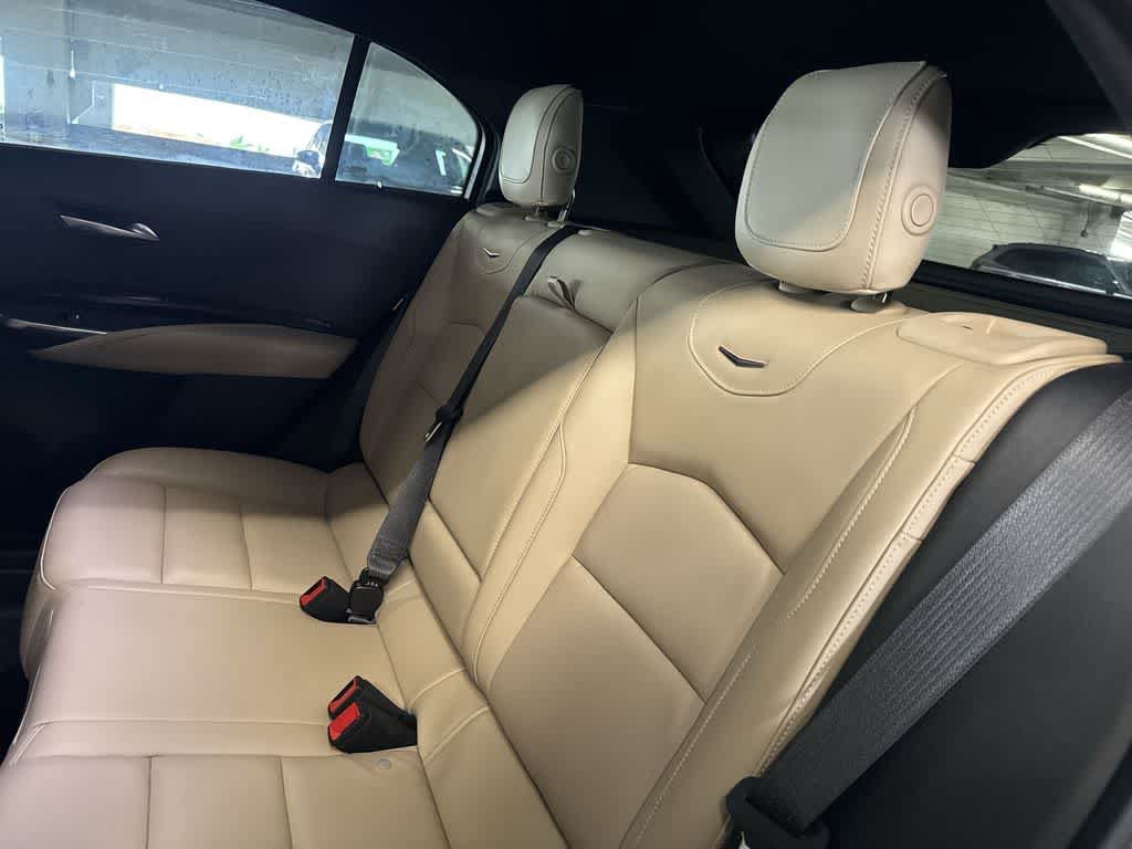 Used 2024 Cadillac XT4 Premium Luxury FWD image 21