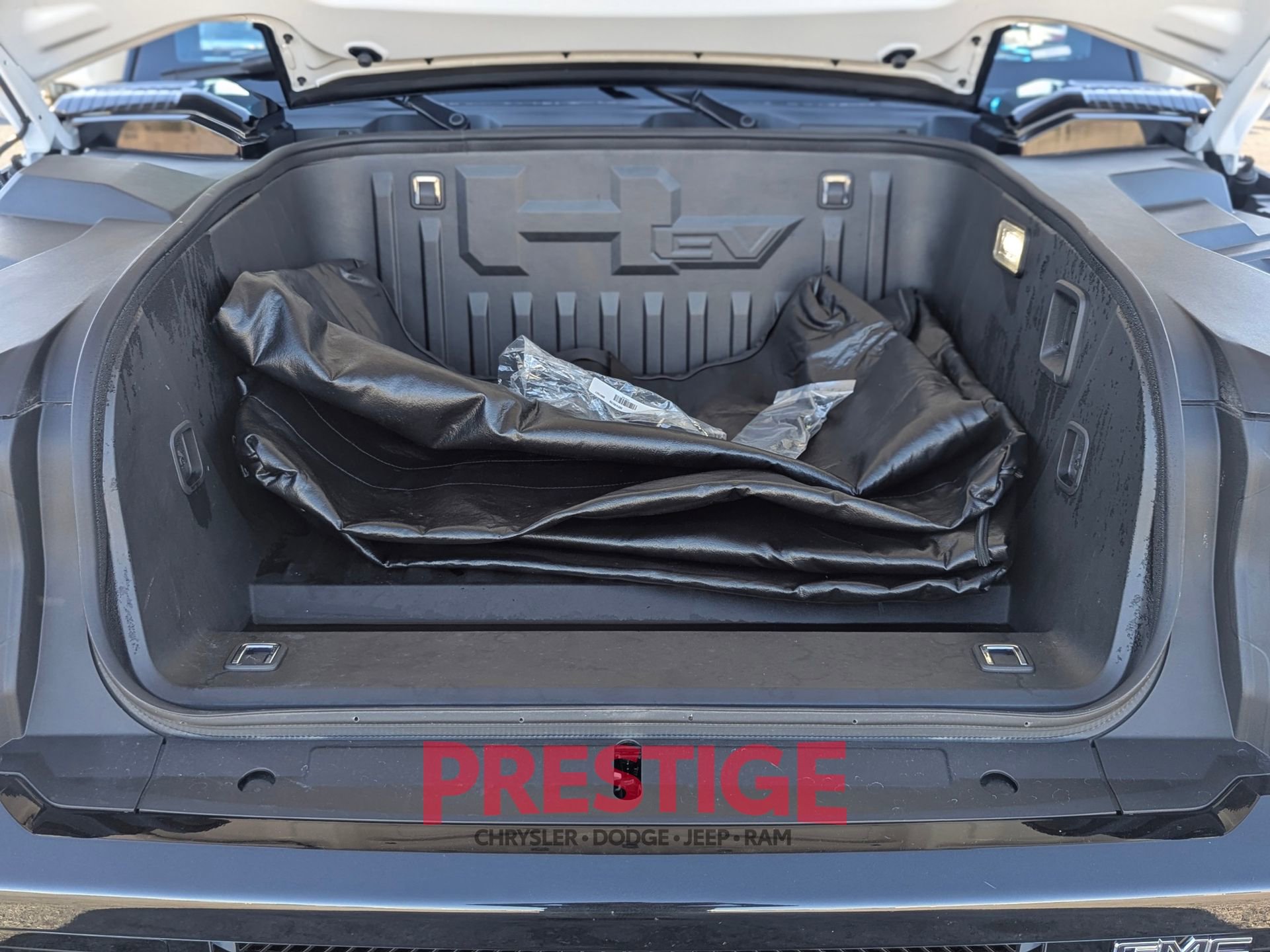 Used 2024 GMC Hummer EV 2X image 5