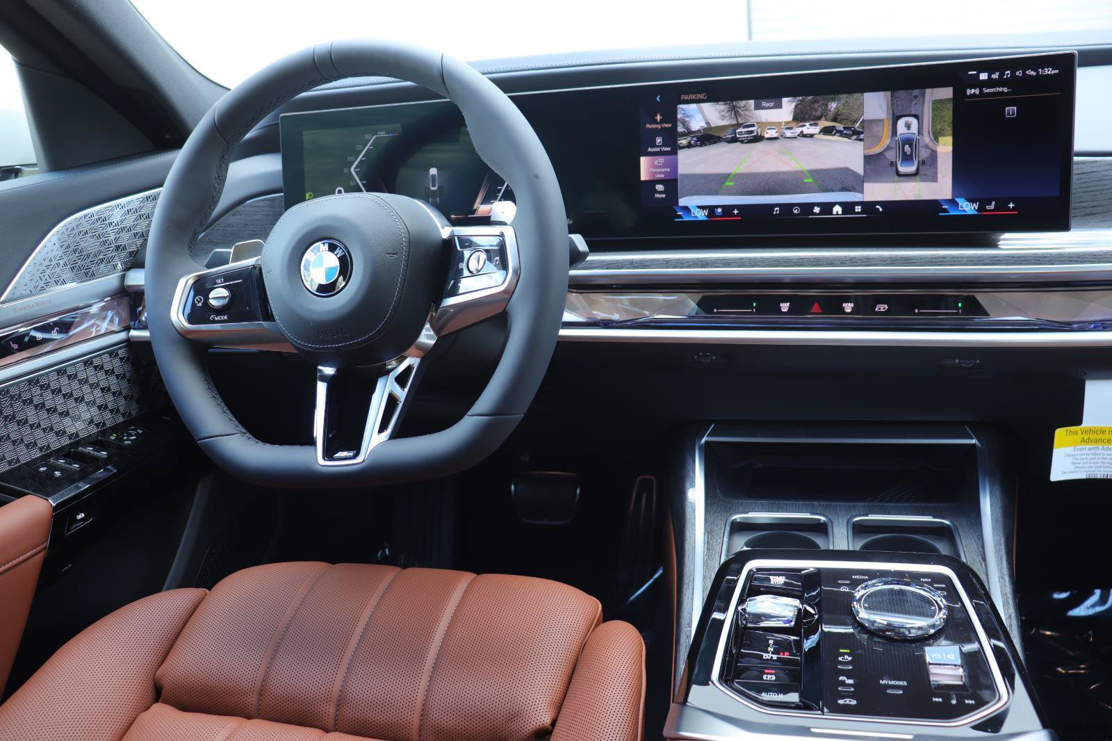 Used 2026 BMW 760i xDrive w/ Executive Package AWD/4WD image 25