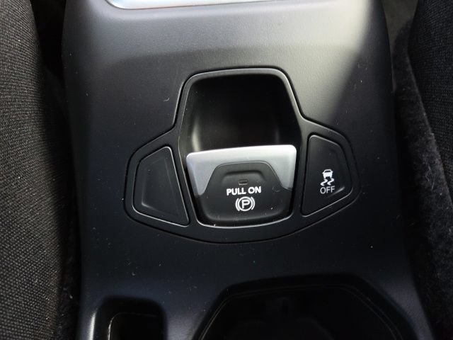 Used 2020 Jeep Renegade Latitude FWD image 30