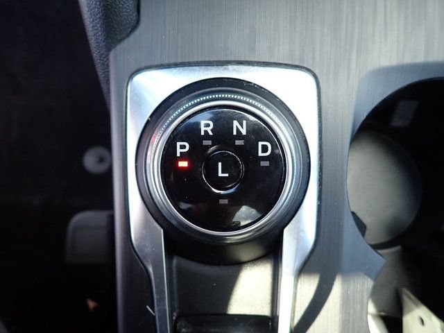 Used 2022 Ford Escape SE w/ SE Sport Appearance Package AWD/4WD image 26