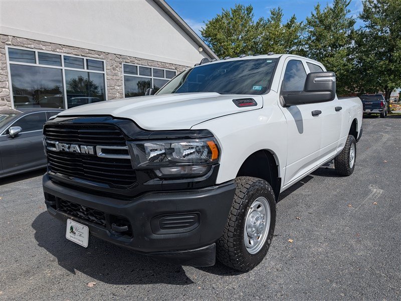 Used 2024 RAM 2500 Tradesman w/ Protection Group AWD/4WD image 2