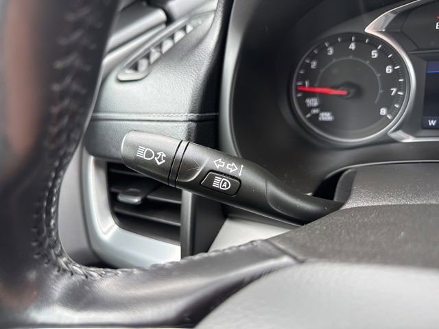 Used 2022 GMC Terrain SLT image 27