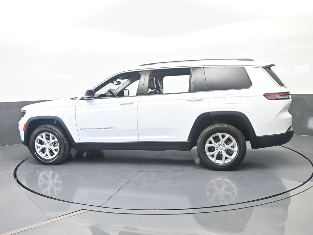 Used 2023 Jeep Grand Cherokee L Limited AWD/4WD image 3