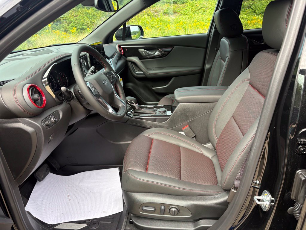 New 2026 Chevrolet Blazer RS w/ LPO, Floor Liner Package FWD image 16