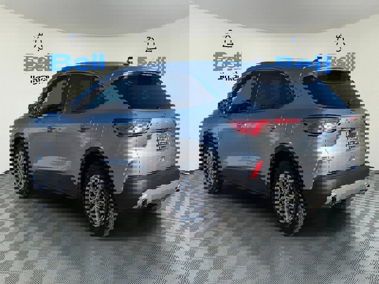 Used 2022 Ford Escape SE w/ Convenience Package image 3