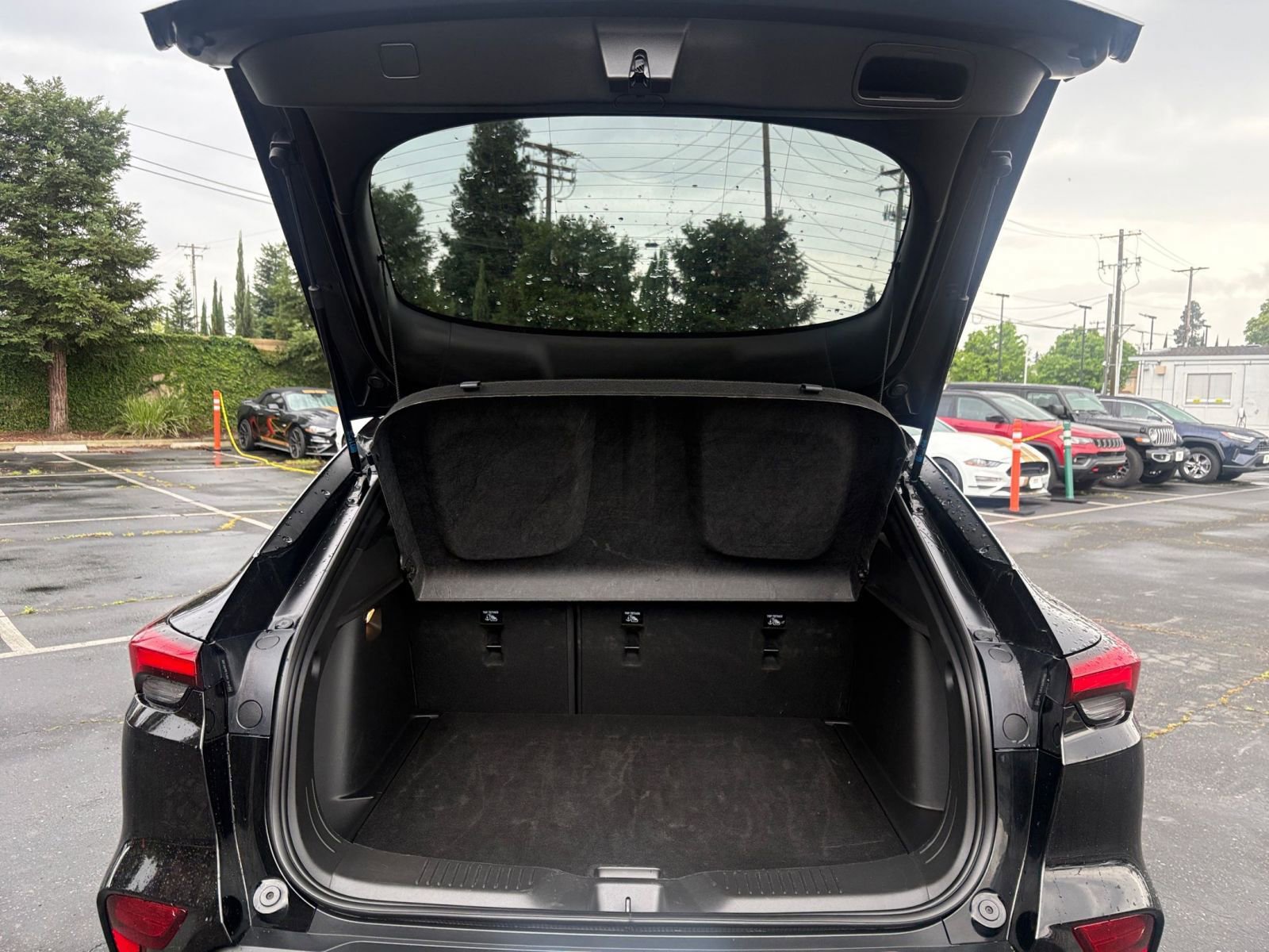 Used 2025 Buick Envista Preferred image 30