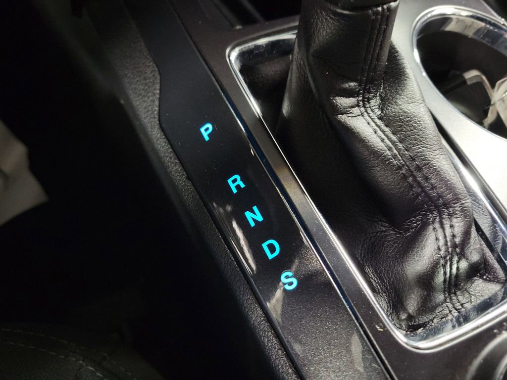 Used 2018 Ford Explorer XLT image 16