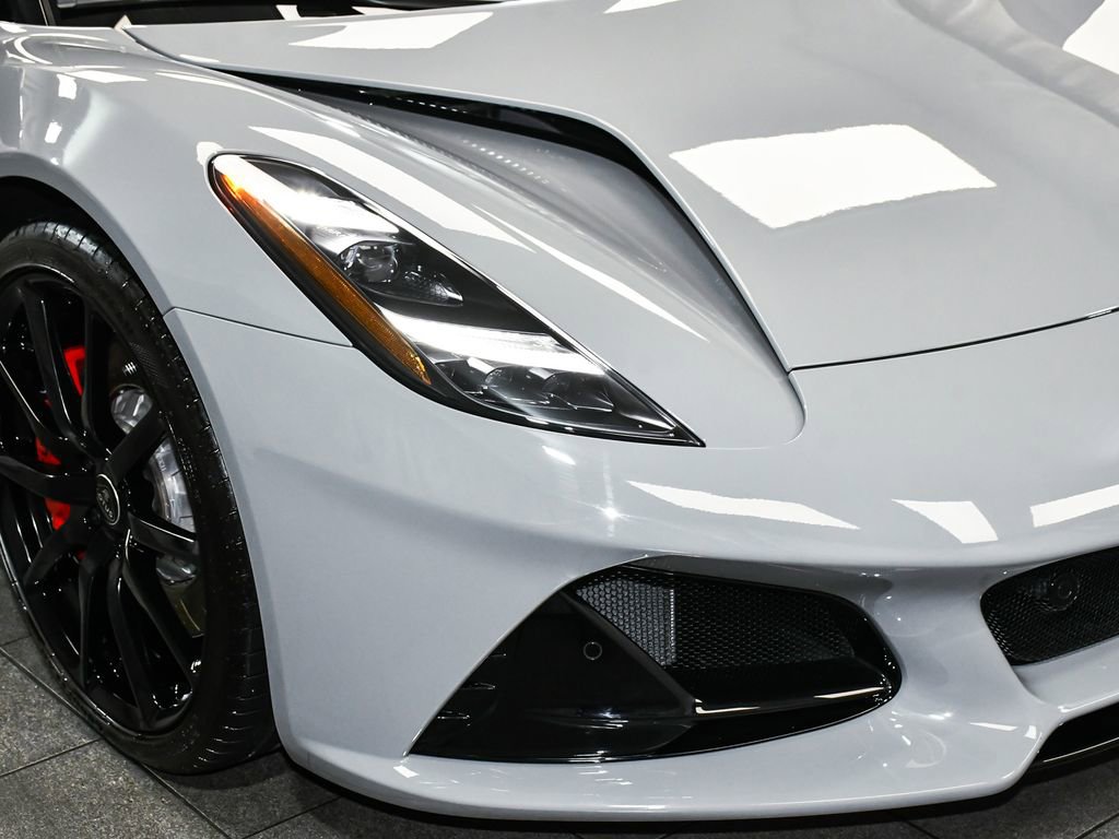 Used 2025 Lotus Emira image 67