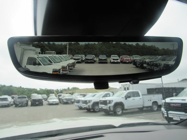 Used 2026 GMC Sierra 3500 AT4 w/ Technology Package AWD/4WD image 28