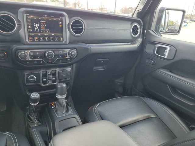 Used 2022 Jeep Wrangler Unlimited Sahara w/ Cold Weather Group image 31