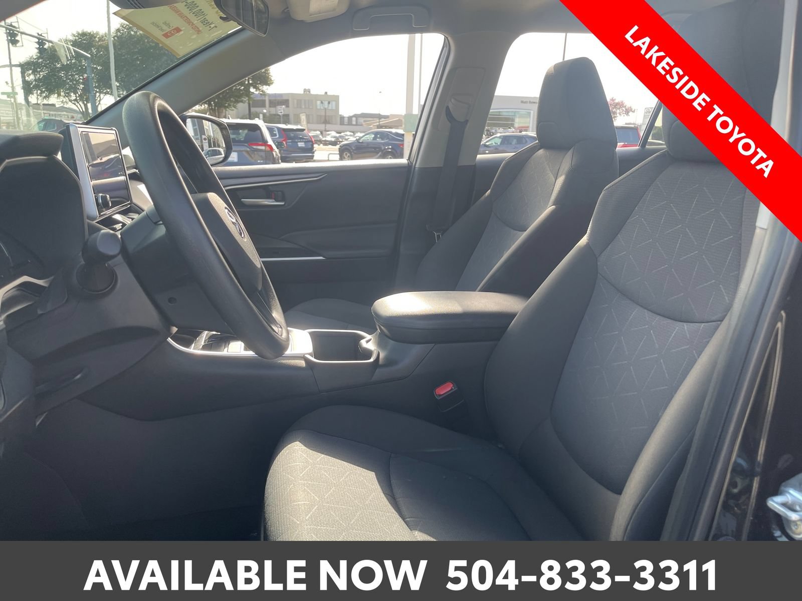 Certified 2025 Toyota RAV4 XLE FWD image 29