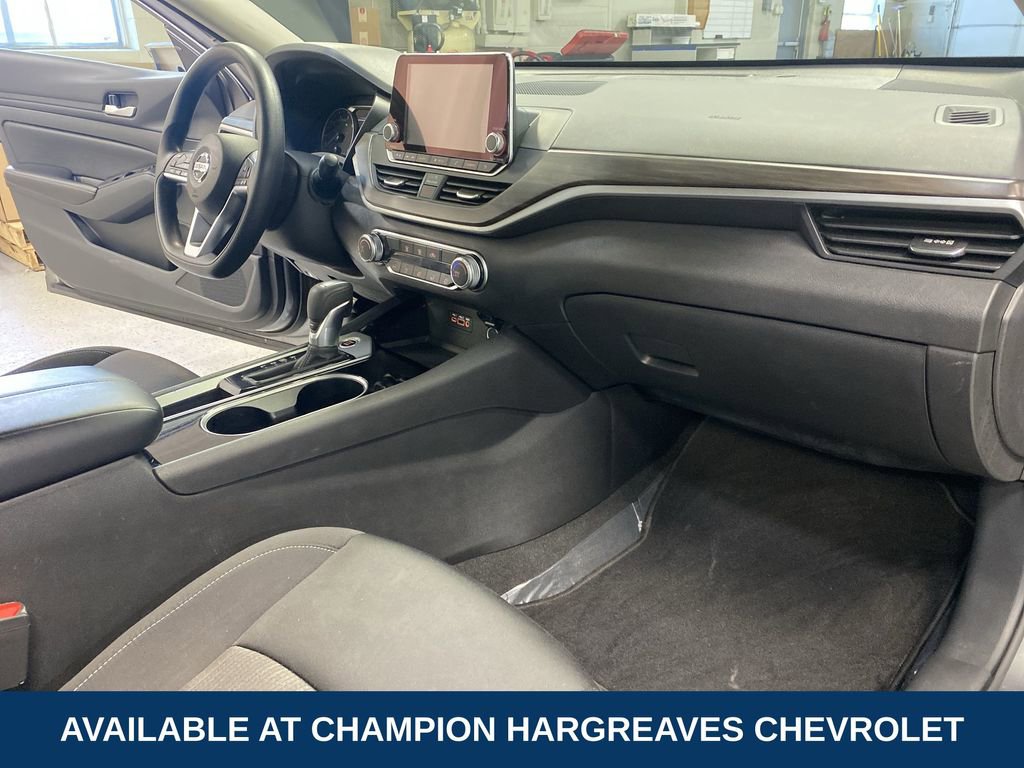 Used 2024 Nissan Altima 2.5 SV image 37