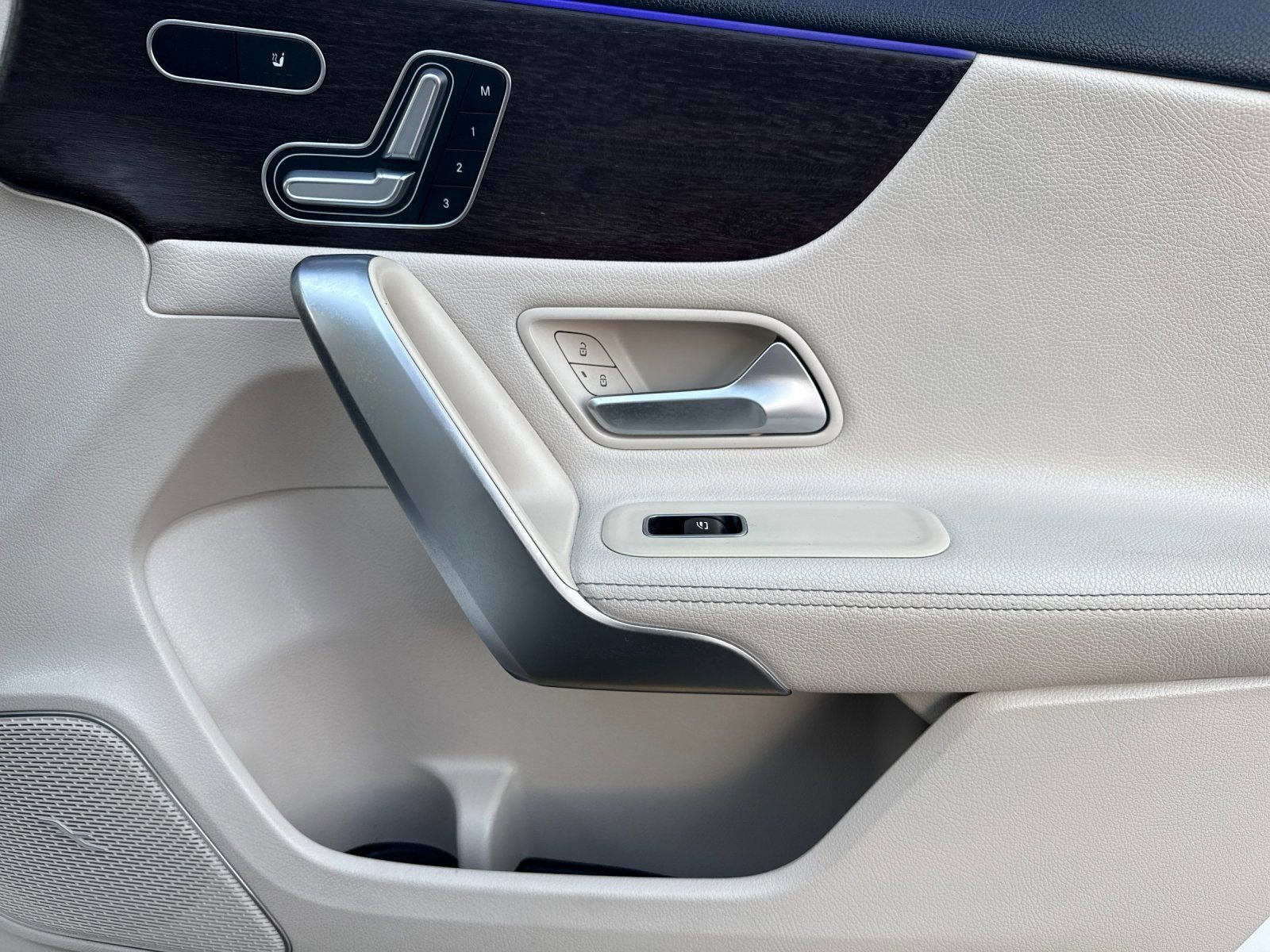 Used 2021 Mercedes-Benz A 220 image 18