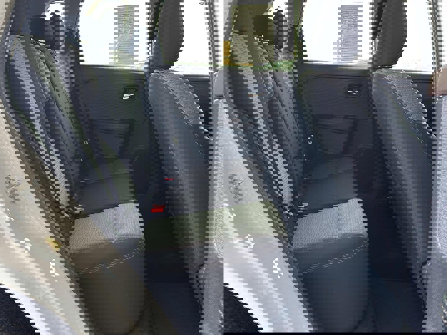 Used 2023 Nissan Rogue SV image 28