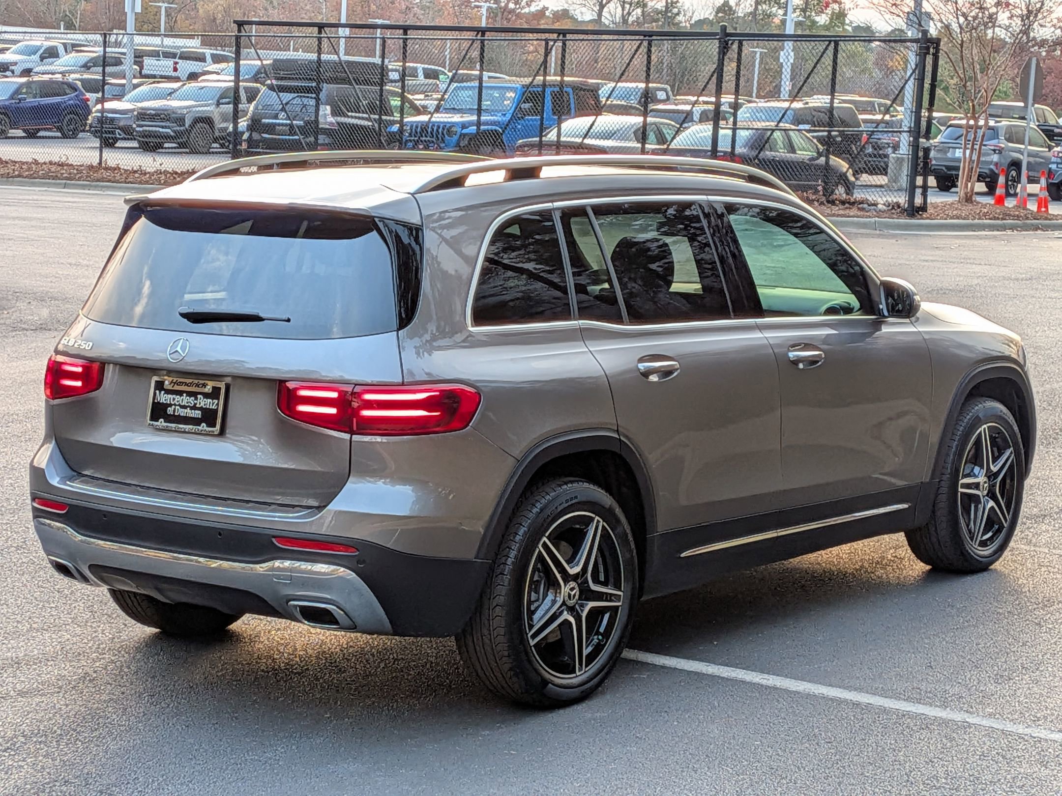 New 2026 Mercedes-Benz GLB 250 image 10