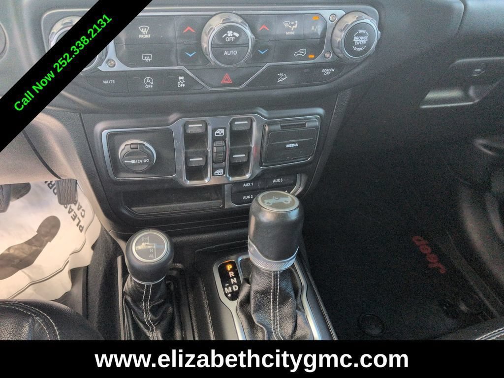 Used 2020 Jeep Wrangler Unlimited Sahara AWD/4WD image 15