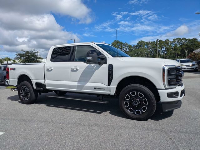 Used 2025 Ford F350 Platinum AWD/4WD image 3