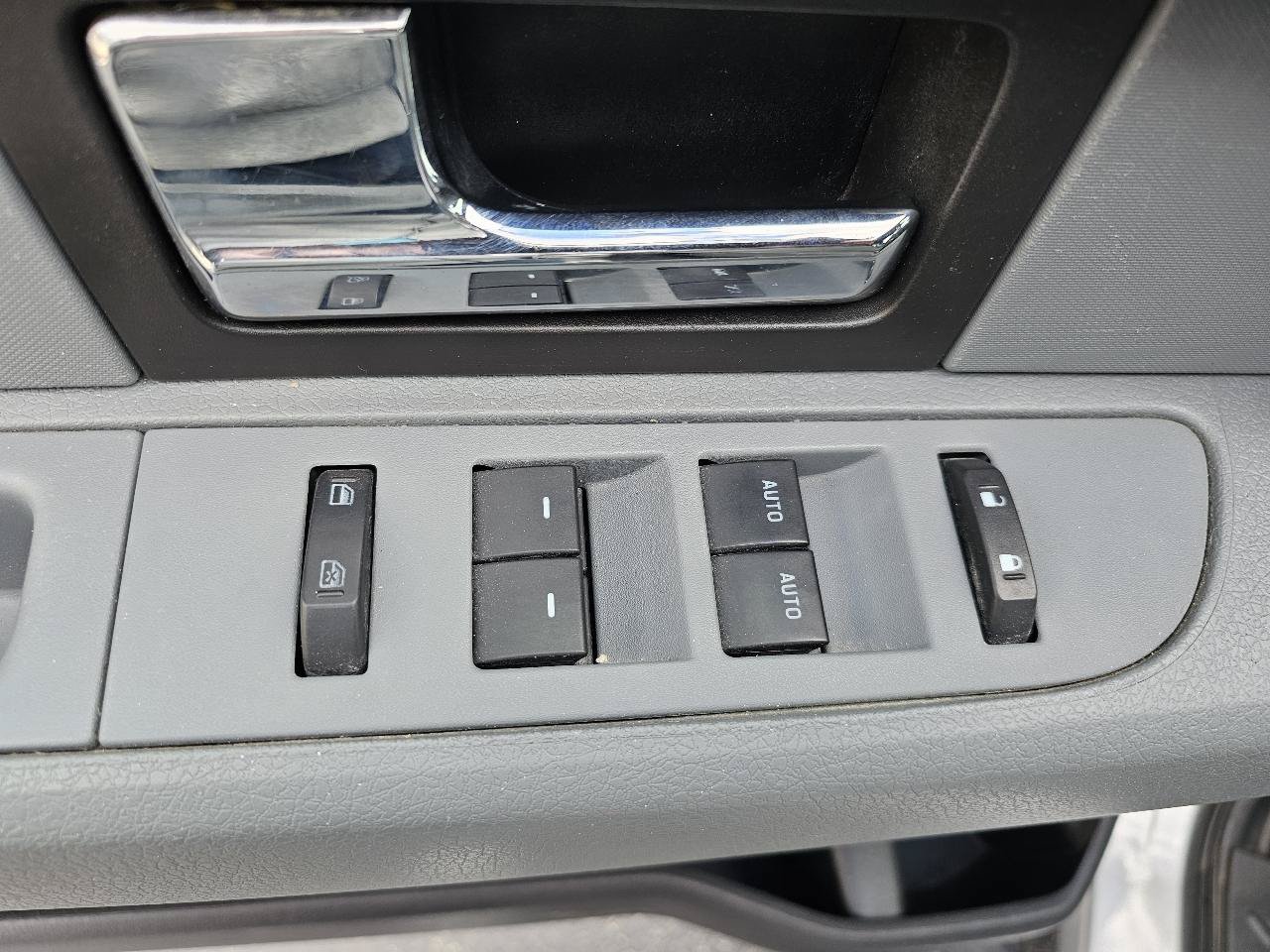 Used 2013 Ford F150 XLT w/ Luxury Equipment Group AWD/4WD image 5