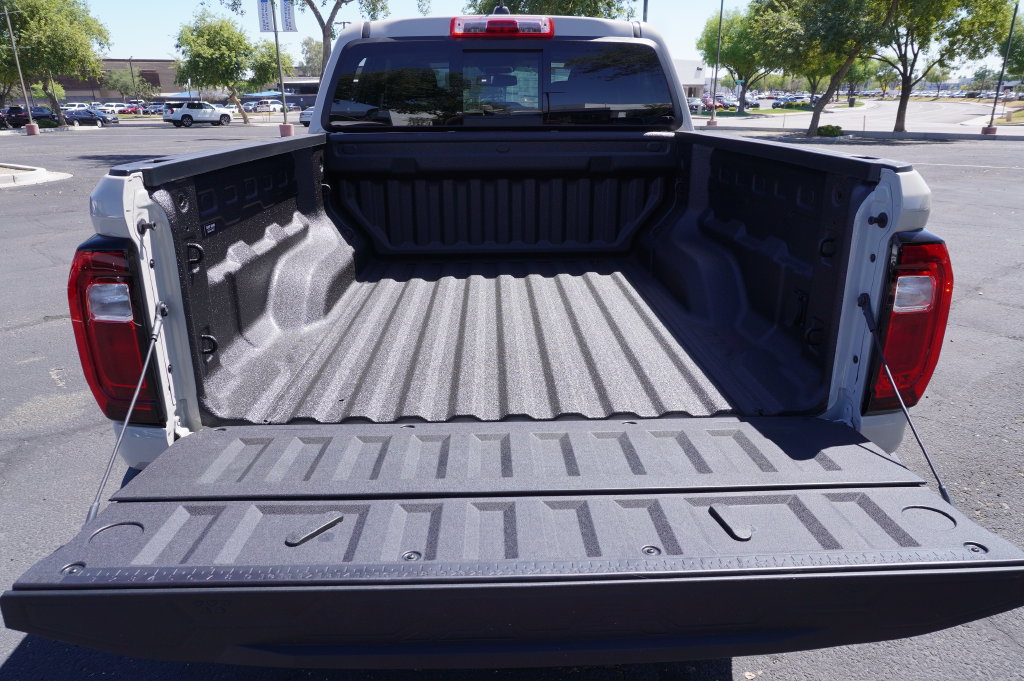 New 2026 GMC Canyon Elevation w/ Convenience Package RWD image 10